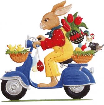 Lapin de Pâques en scooter 