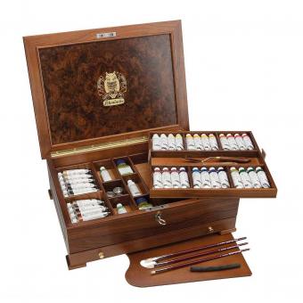 Luxury wooden chest with 37 x 35 ml tubes 