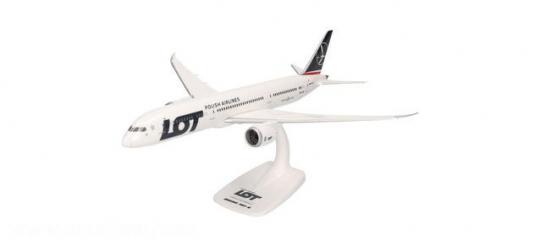 LOT Polish Airlines Boeing 787-9 Dreamliner 