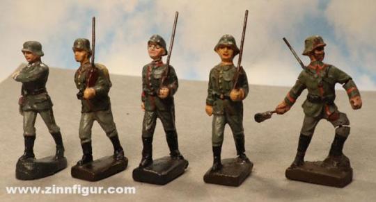 Différents fabricants : cinq soldats de masse, 1919 à 1935 